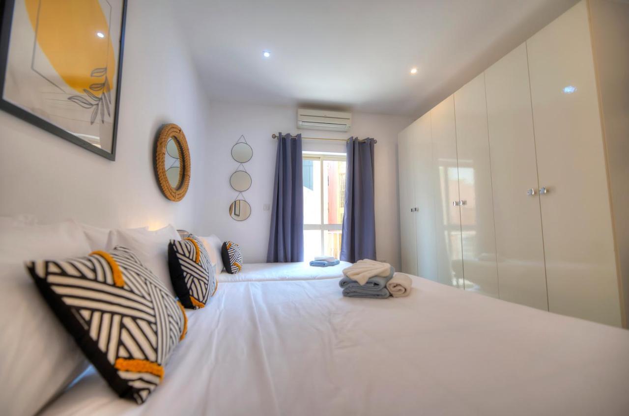 Spacious 4 Bedrooms With Sea View Balcony Goslm-3 Сліма Екстер'єр фото