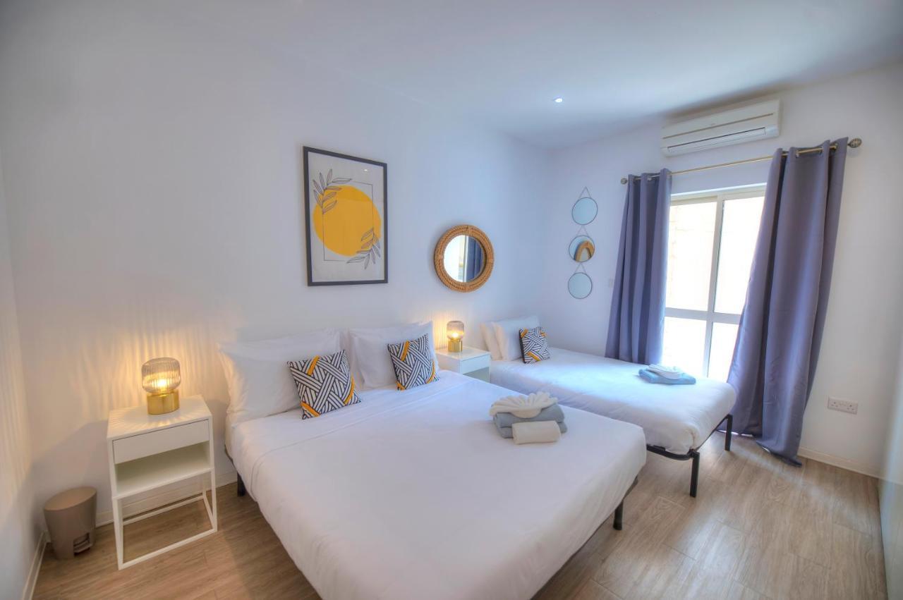 Spacious 4 Bedrooms With Sea View Balcony Goslm-3 Сліма Екстер'єр фото